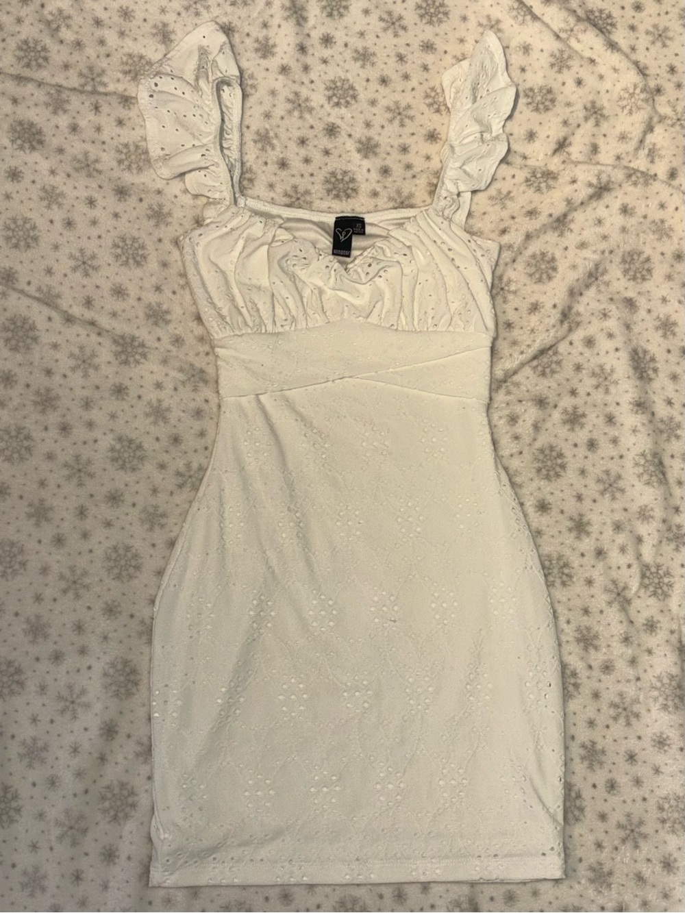White Graduation Dress - Picture 4 of 7